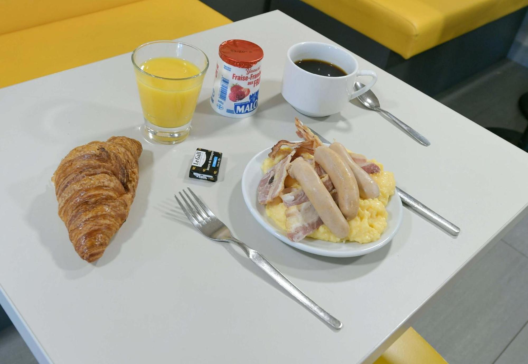 勒门斯诺德1号住宿加早餐酒店 圣萨蒂南 外观 照片